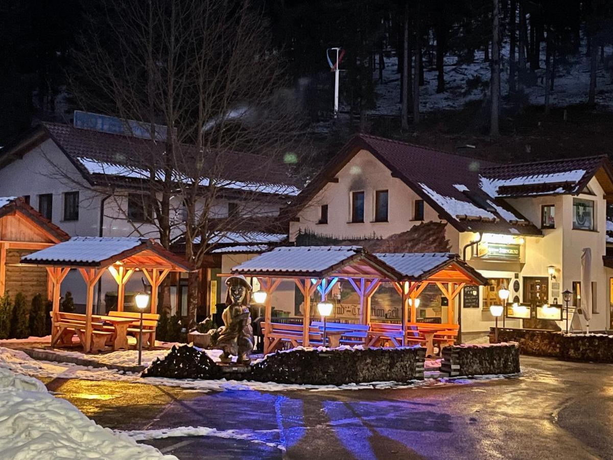 Hotel & Gasthaus Sterngrund Zella-Mehlis Exteriér fotografie
